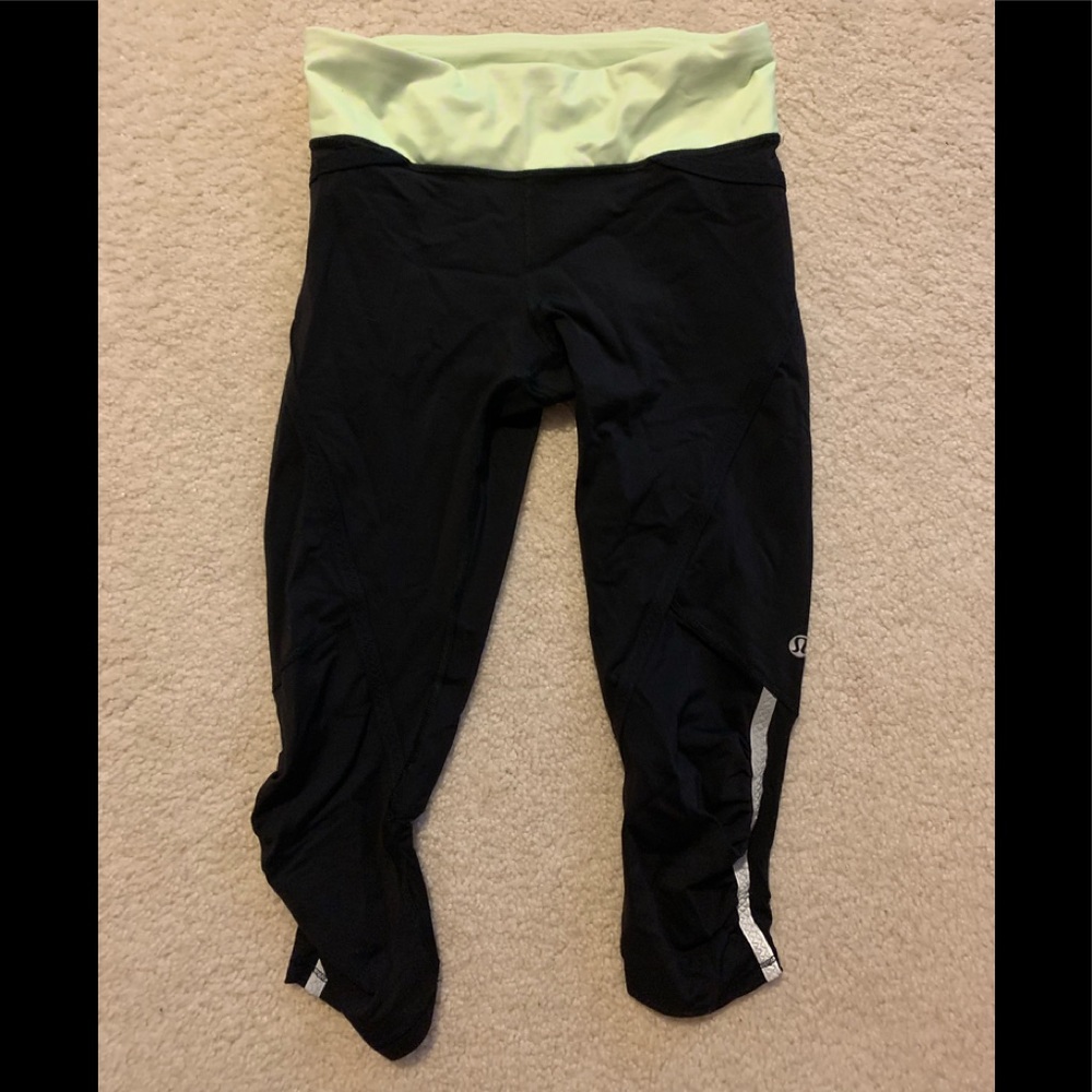 Lululemon cropped leggings